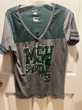 Pro Edge MSU Spartans V-Neck Tee - Green & Gray